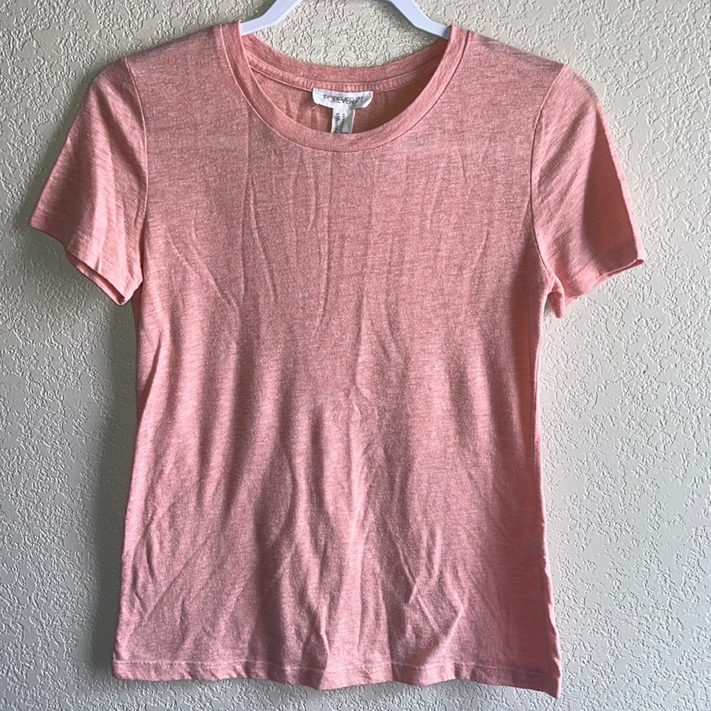 Forever21 T-Shirt